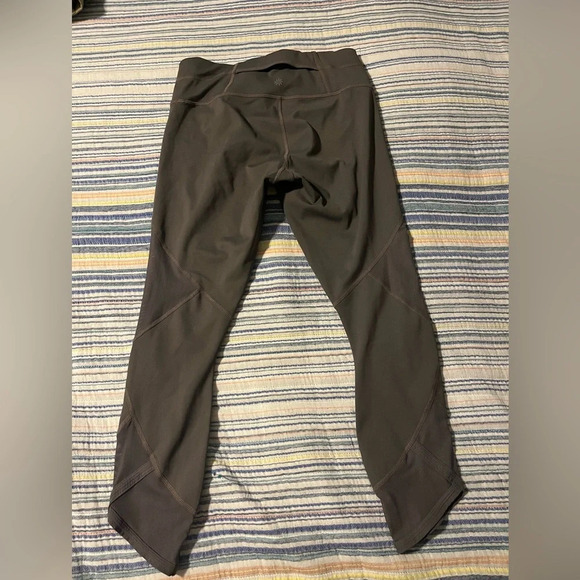 Athleta Capri Leggings - Picture 7 of 11